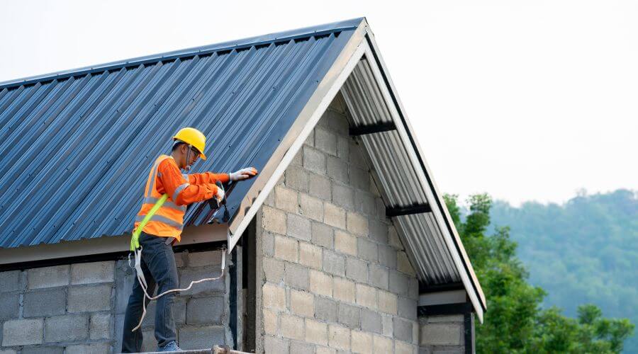 Professional Flat Roofing Installation in Woodlake, TX